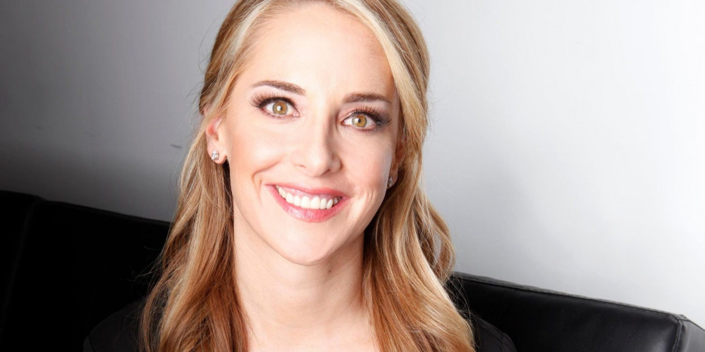 Cyber Specialist Dr. Lisa Strohman